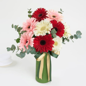 Vazoda Gerbera Çiçek Aranjmanı
